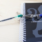 Długopis czerwony z uchwytem do zawieszenia Hang Stick K86 1mm PELIKAN