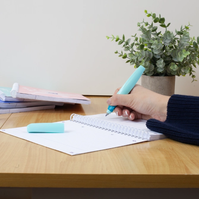 Pióro kulkowe Twist dla dzieci prawo/lewo miętowe Neo Mint PELIKAN