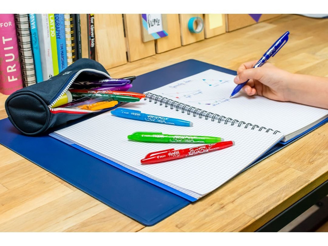 Długopis wymazywalny ścieralny pióro kulkowe FriXion 0,7 niebieski PILOT