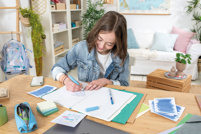 Pióro wieczne Twist dla dzieci prawo/lewo pastel Color Blocking PELIKAN