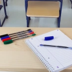 Długopis zielony z uchwytem do zawieszenia Hang Stick K86 1mm PELIKAN